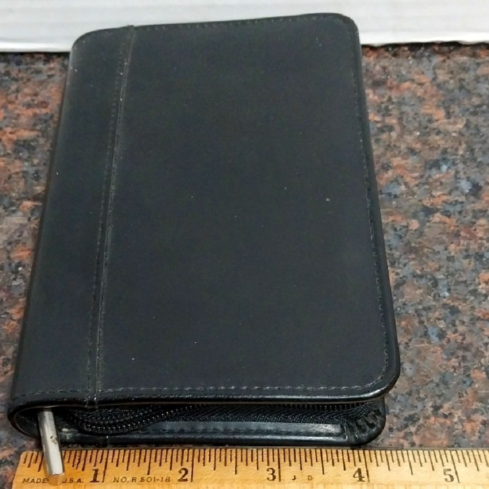 Black Leather Key & Card Holder